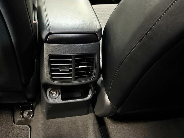 Photo of 2023 Steel Gray Kia Seltos