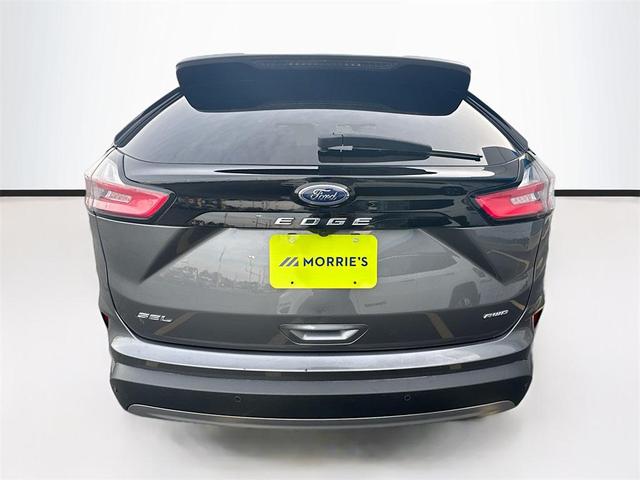 Photo of 2023 Carbonized Gray Metallic Ford Edge