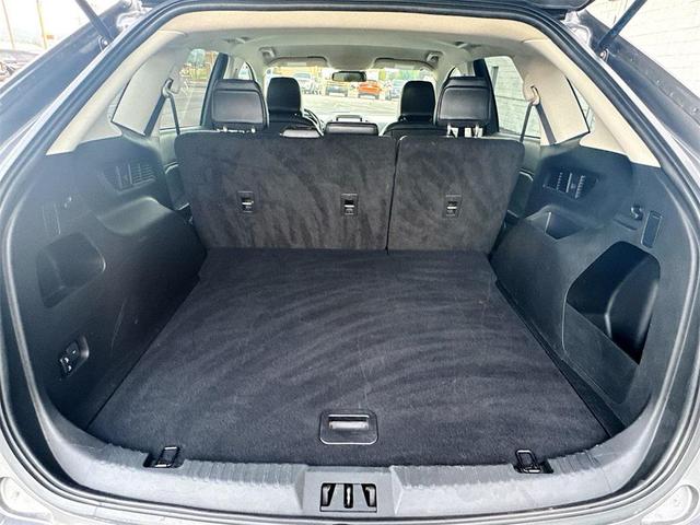 Photo of 2023 Carbonized Gray Metallic Ford Edge
