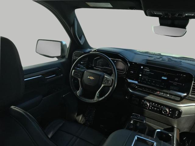 Photo of 2022 Iridescent Pearl Tricoat Chevrolet Silverado 1500