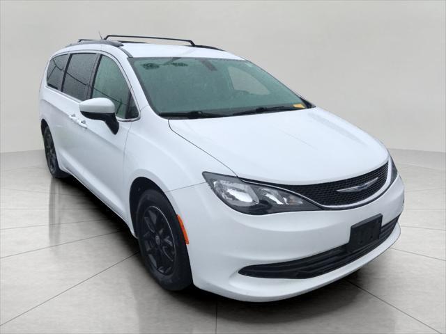2020 Chrysler Voyager