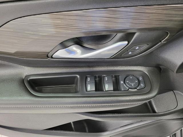Photo of 2024 Summit White GMC Terrain