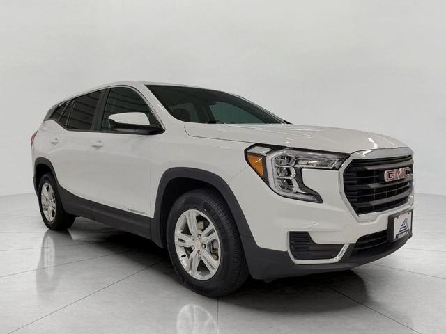 Photo of 2024 Summit White GMC Terrain