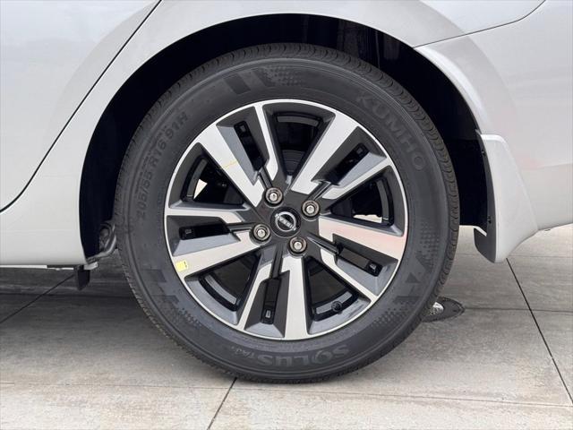 Photo of 2025 Brilliant Silver Metallic Nissan Versa