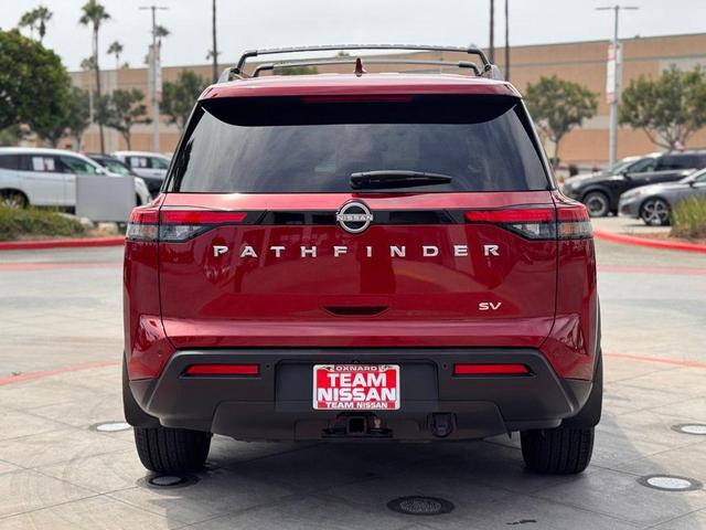 Photo of 2024 Scarlet Ember Nissan Pathfinder