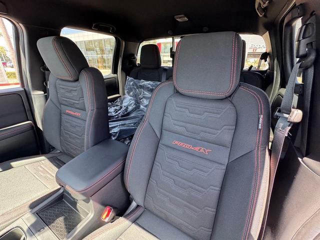 Photo of 2025 Boulder Gray Pearl Nissan Frontier