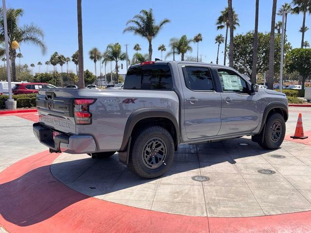Photo of 2025 Boulder Gray Pearl Nissan Frontier