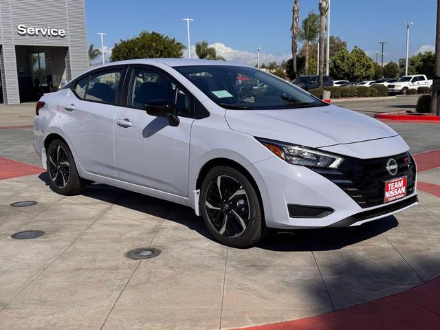 Photo of 2025 Gray Sky Pearl Nissan Versa