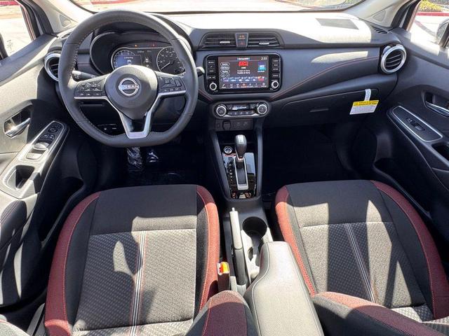 Photo of 2025 Gray Sky Pearl Nissan Versa