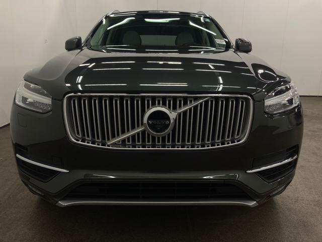 Photo of 2018 Pine Grey Metallic Volvo XC90