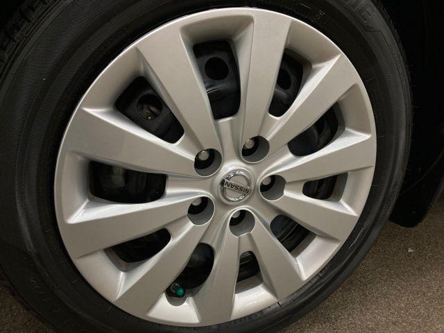 Photo of 2017 Super Black Nissan Leaf