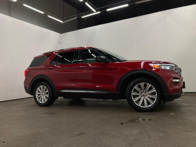 Photo of 2023 Rapid Red Metallic Tinted Clearcoat Ford Explorer