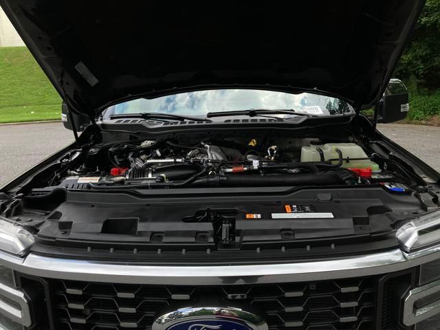 Photo of 2024 Agate Black Metallic Ford F-450