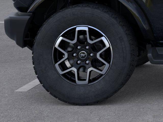 Photo of 2025 Shadow Black Ford Bronco