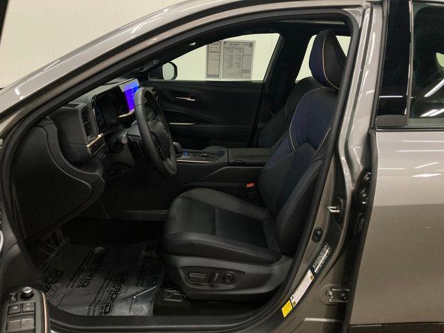 Photo of 2023 Gray Toyota Crown