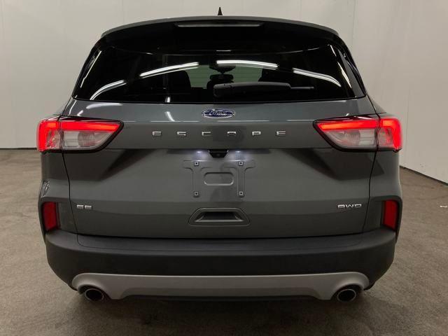 Photo of 2022 Carbonized Gray Metallic Ford Escape