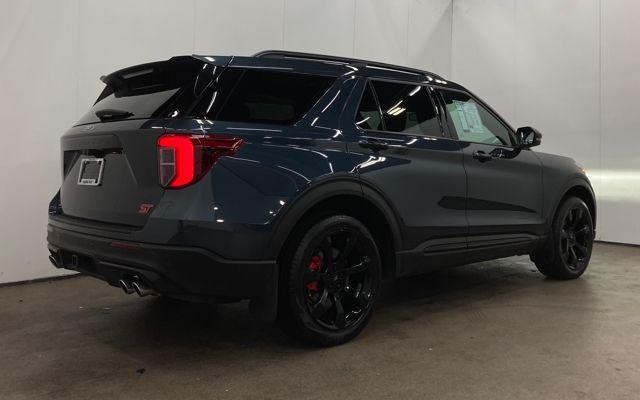 Photo of 2023 Stone Blue Metallic Ford Explorer