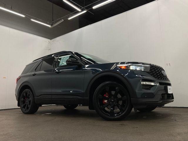 Photo of 2023 Stone Blue Metallic Ford Explorer