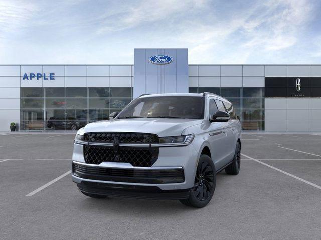 Photo of 2025 Gray Mist Metallic Tri-Coat Lincoln Navigator