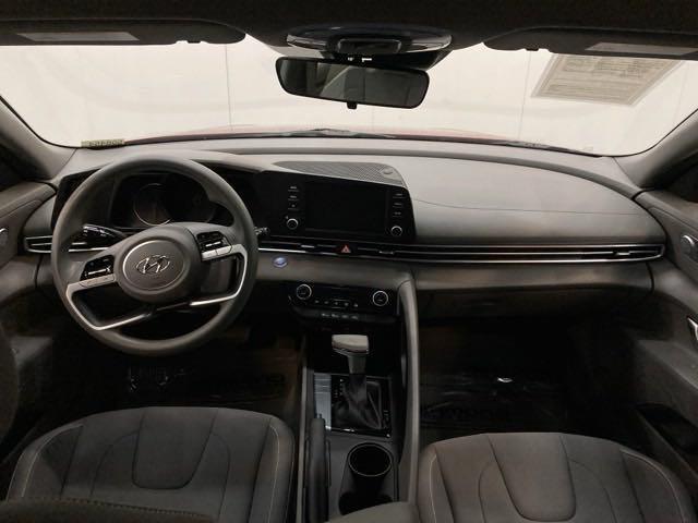 Photo of 2022 Scarlet Red Pearl Hyundai Elantra