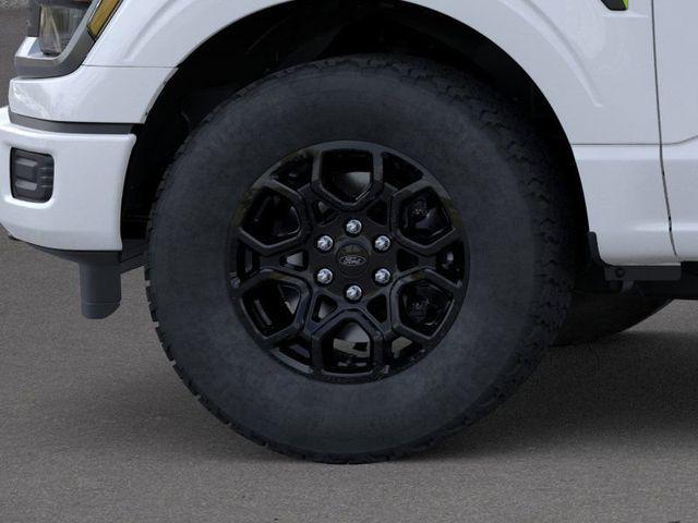 Photo of 2025 Oxford White Ford F-150