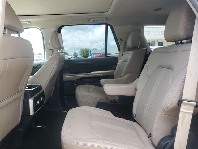 Photo of 2024 Black Metallic Ford Expedition