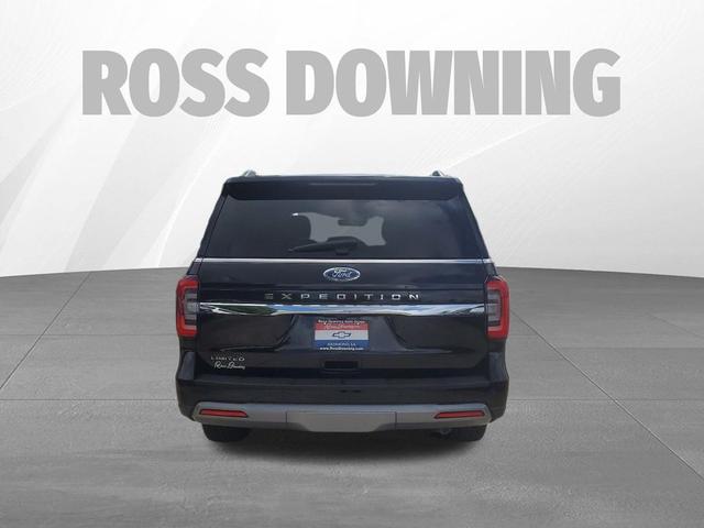 Photo of 2024 Black Metallic Ford Expedition