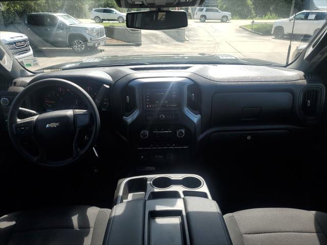 Photo of 2023 Black Chevrolet Silverado 2500