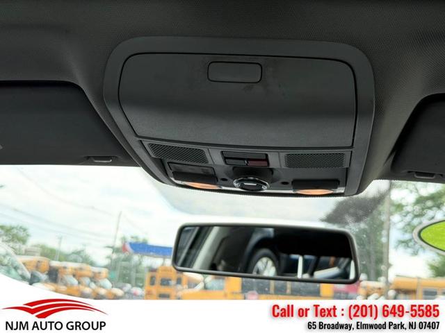 Photo of 2017 Platinum Gray Metallic Volkswagen Jetta