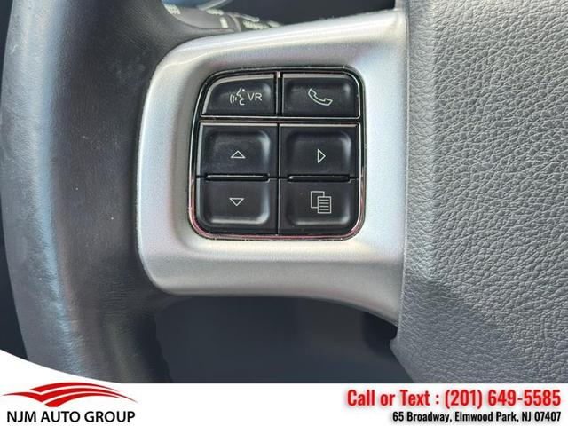 Photo of 2014 Phantom Black Tri-Coat Pearl Dodge Challenger