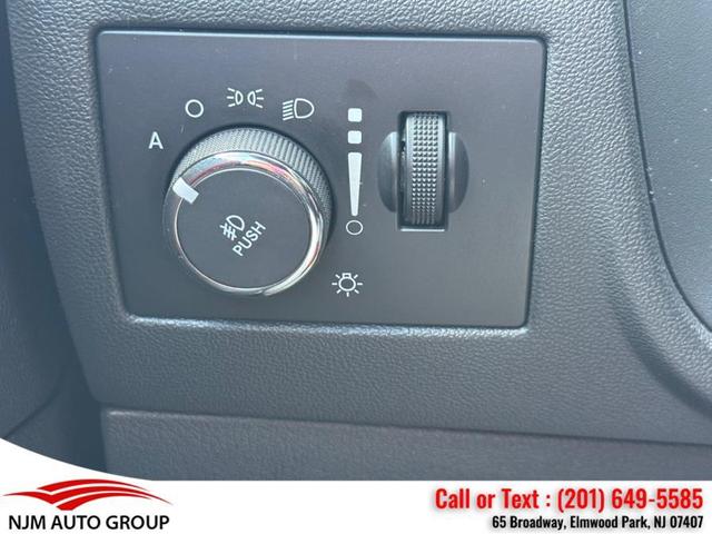 Photo of 2014 Phantom Black Tri-Coat Pearl Dodge Challenger