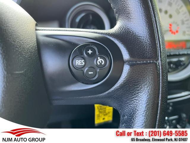 Photo of 2014 Spice Orange Metallic MINI Clubman