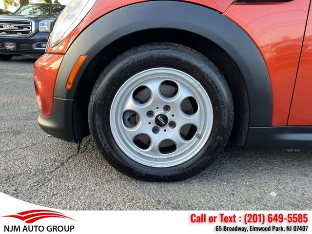 Photo of 2014 Spice Orange Metallic MINI Clubman