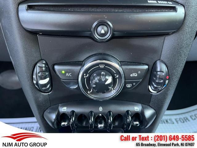 Photo of 2014 Spice Orange Metallic MINI Clubman