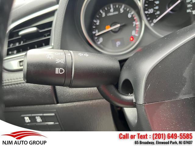 Photo of 2016 Deep Crystal Blue Mazda Mazda6