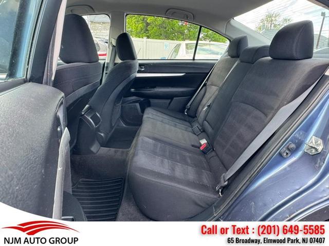Photo of 2013 Twilight Blue Metallic Subaru Legacy