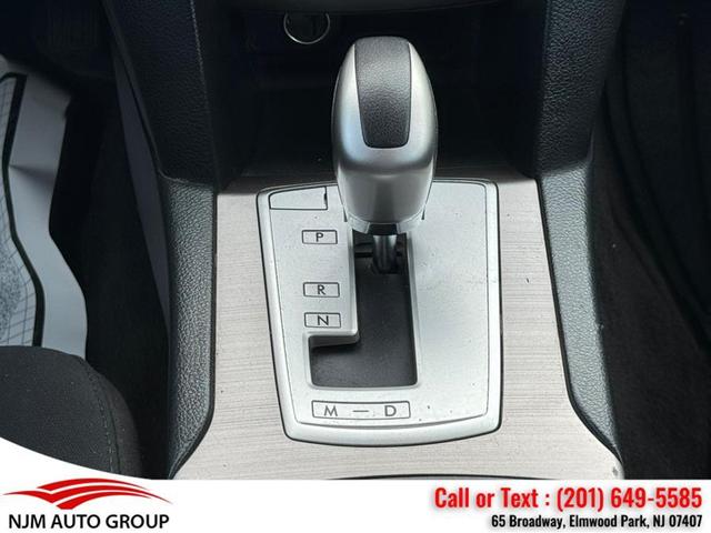 Photo of 2013 Twilight Blue Metallic Subaru Legacy