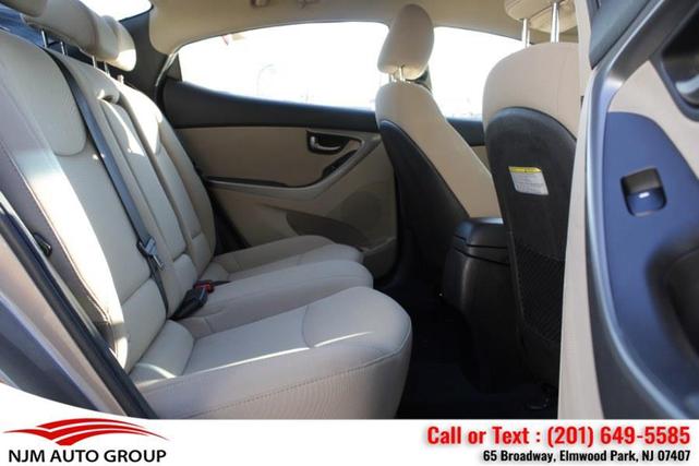 Photo of 2016 Desert Bronze Hyundai ELANTRA