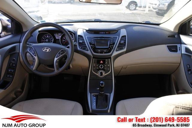 Photo of 2016 Desert Bronze Hyundai ELANTRA