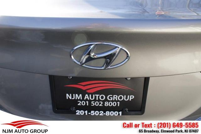 Photo of 2016 Desert Bronze Hyundai ELANTRA