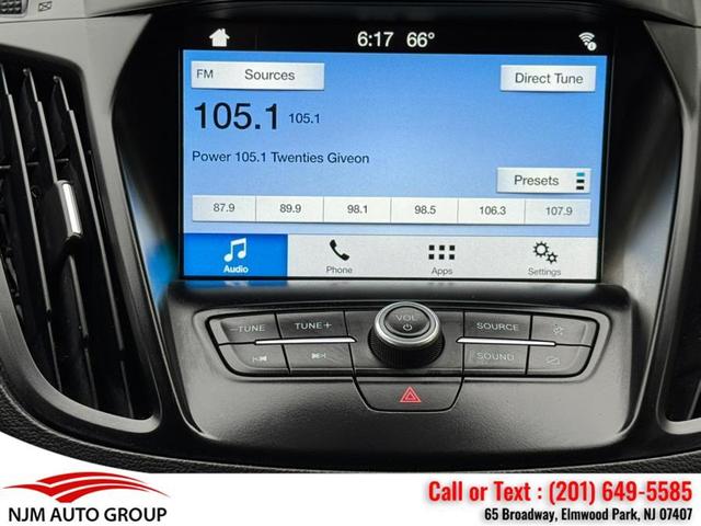 Photo of 2019 Magnetic Metallic Ford Escape
