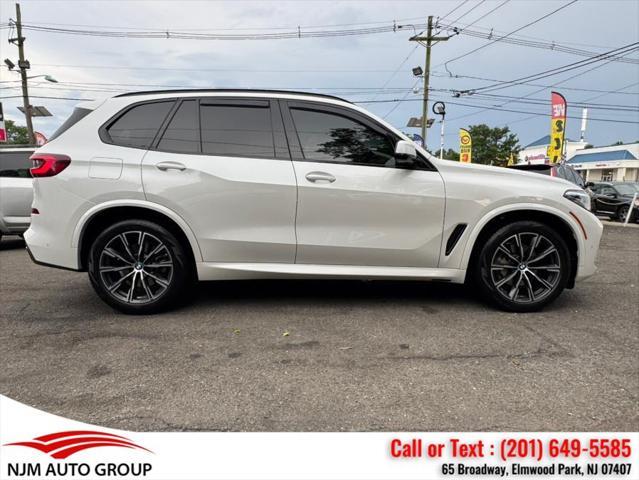 Photo of 2021 Alpine White BMW X5