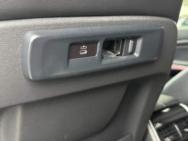 Photo of 2021 Alpine White BMW X5