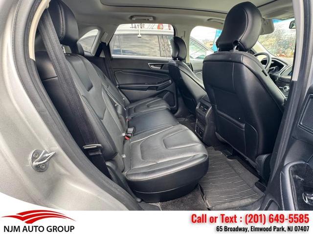 Photo of 2018 Ingot Silver Metallic Ford Edge