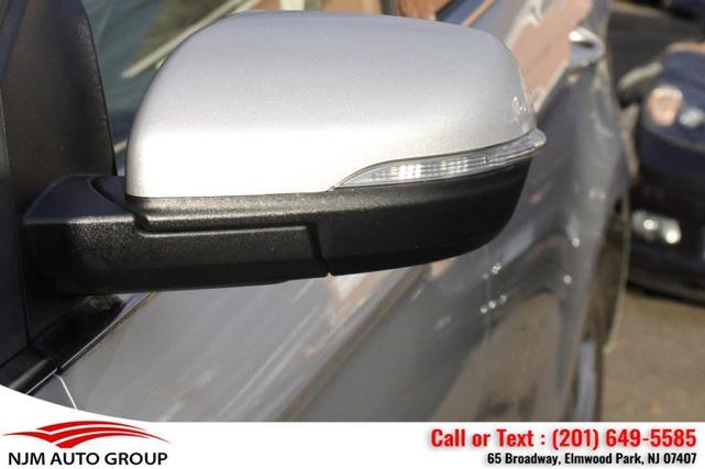 Photo of 2018 Ingot Silver Metallic Ford Edge