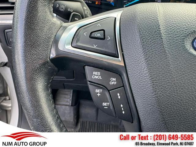 Photo of 2018 Ingot Silver Metallic Ford Edge