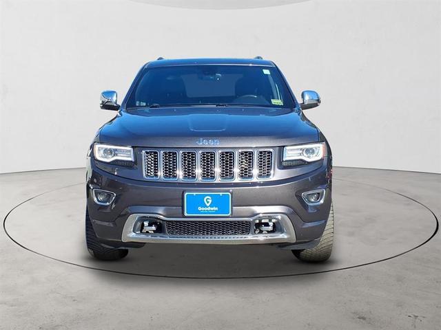 Photo of 2016 Brilliant Black Crystal Pearlcoat Jeep Grand Cherokee