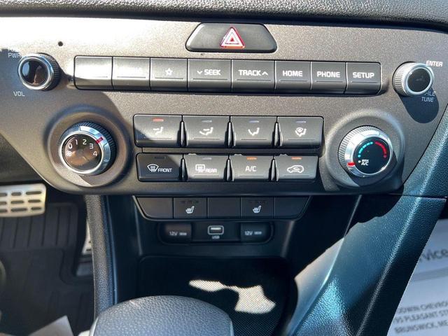 Photo of 2022 Snow White Pearl Kia Sportage