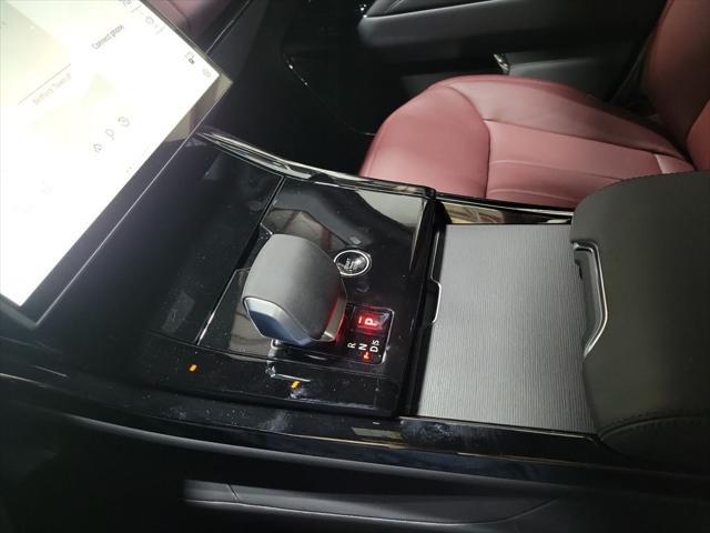 Photo of 2025 Santorini Black Metallic Land Rover Range Rover Sport