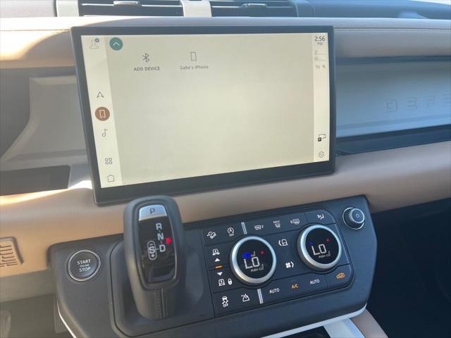 Photo of 2025 Fuji White Land Rover Defender
